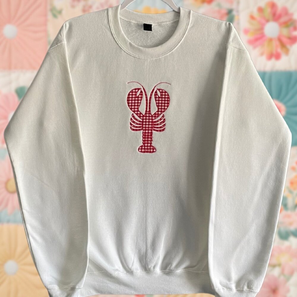 Lobster Patchwork Embroidered Small White Crewnec… - image 1